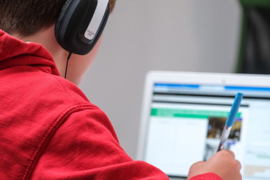 How to Leverage an eLearning Platform